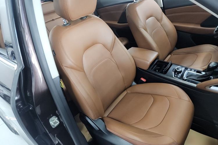 Used BORGWARD BX7 2018 28T Front-Wheel Drive Quality Enjoyment Version 5 Seats China VI Emission Standard
