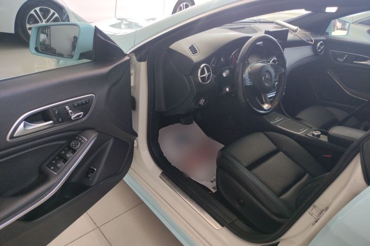 Used Mercedes-Benz CLA 2017 Facelifted CLA 200 Stylish Edition