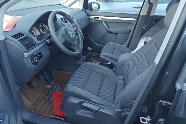 Used Volkswagen Touran 2013 1.4T Manual Fashion Edition 5 Seats