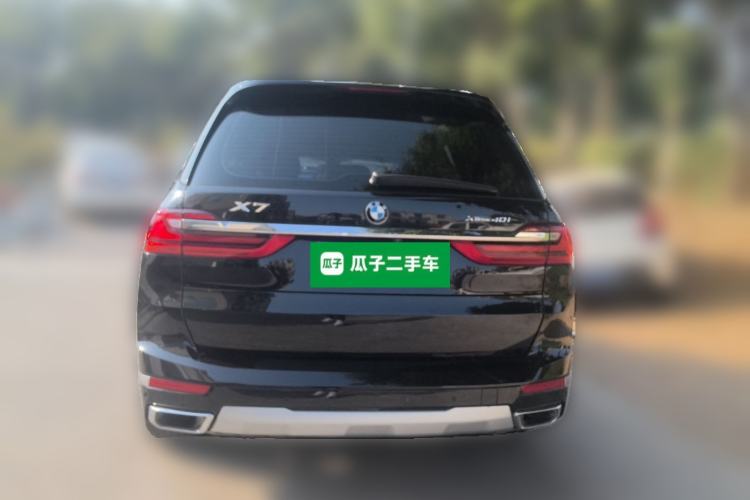 Used BMW X7 2021 xDrive40i Luxury Package with Leading Features