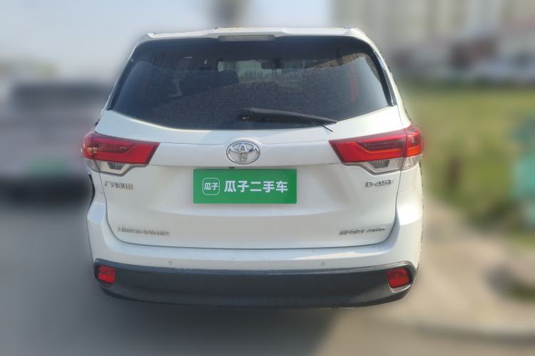 Used Toyota Highlander 2018 2.0T Four-Wheel Drive Luxury Version 7 Seats China VI Standard