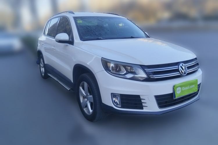 Used Volkswagen Tiguan 2013 1.8 TSI Automatic Two-Wheel Drive Comfort Edition Front Right 45 Deg
