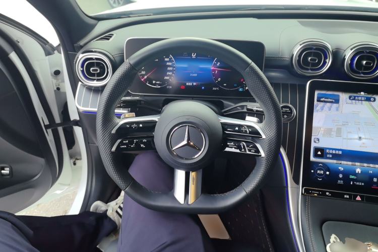 Used Mercedes-Benz C-Class 2024 Second Facelift C 260 L Sport Edition Steering Wheel