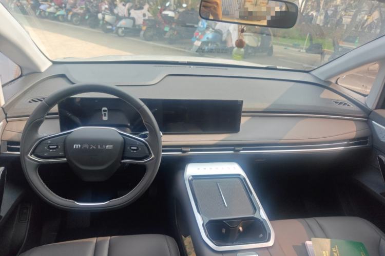 Used SAIC MAXUS G70 2024 2.0T Automatic Luxury Edition 7 Seats