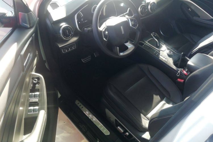 Used Wey VV6 2018 2.0T Four-Wheel Drive Flagship Version China V Standard
