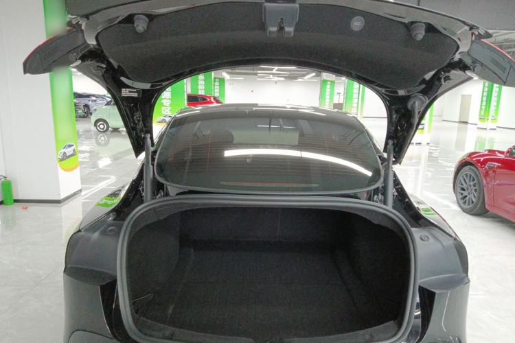 Used Tesla Model 3 2023 Rear-Wheel-Drive Version
