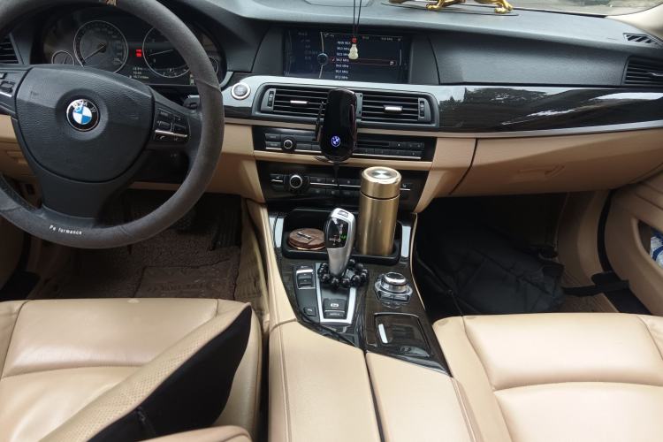 Used BMW 5 Series 2013 530Li Leading Model

