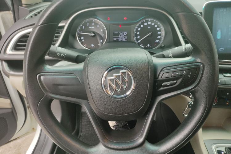 Used Buick GT 2018 15T Dual-Clutch Advanced Model China V Standard Steering Wheel