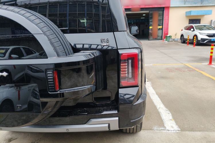 Used Formula Leopard 8 2025 Smart & Bold Luxury Version 7 Seats