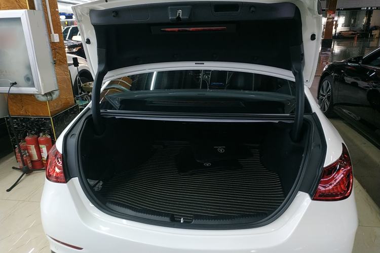 Used Mercedes-Benz C-Class 2022 Restyled C 260 L Sport Edition
