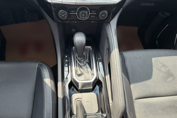 Used JMC Yusheng S350 2016 2.0T Automatic All-Wheel Drive Gasoline Luxury Edition 5 Seats