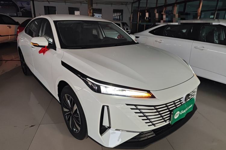 Used Changan Eado PHEV 2025 Smart New Blue Whale 145KM High-Energy Edition
