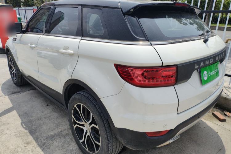 Used Land X7 2015 2.0T Panoramic Luxury Edition Exterior 2