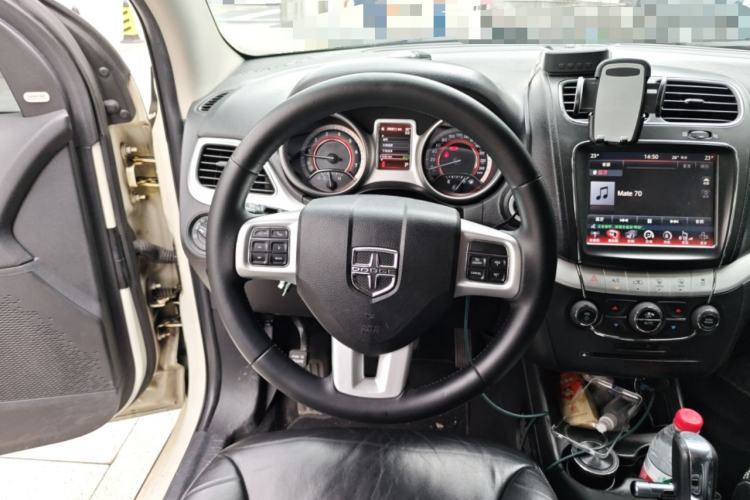 Used Dodge Journey 2014 2.4L Two-Wheel Drive Touring Edition Steering Wheel