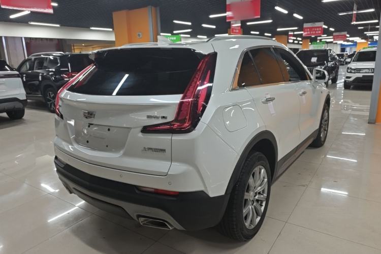 Used Cadillac XT4 2018 28T Two-Wheel Drive Leading Version Rear Right 45 Deg