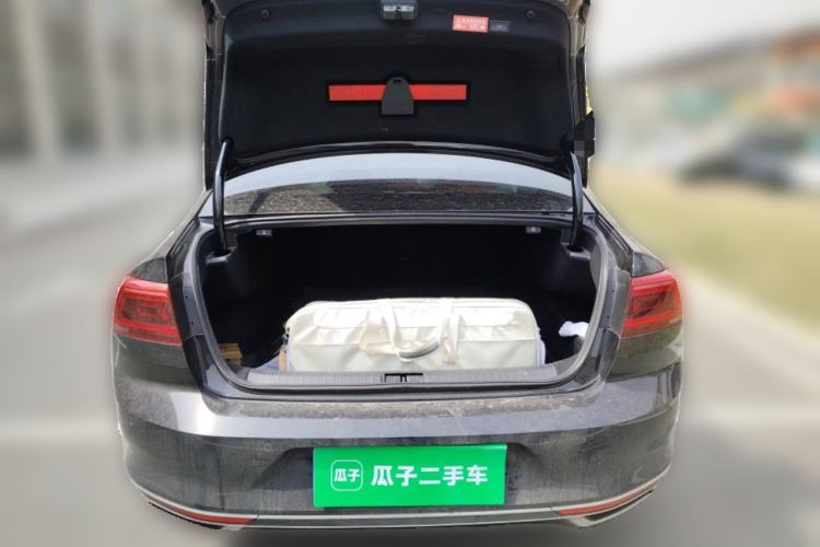 Used Volkswagen Magotan 2021 330TSI DSG 30th Anniversary Edition
