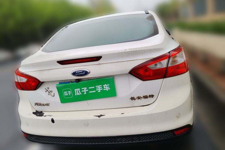 Used Ford Focus 2012 Sedan 1.6L Automatic Fashion Edition