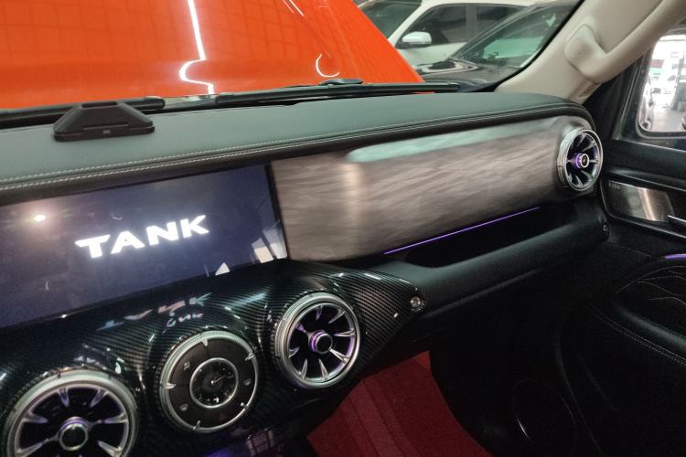 Used Tank 300 2021 Off-Road Edition 2.0T Conqueror Center Console