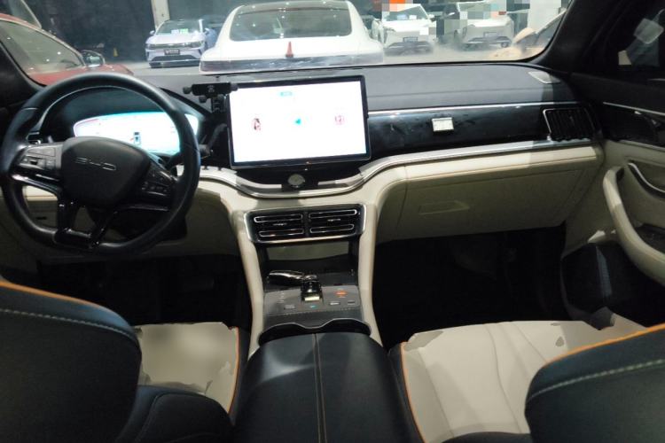 Used BYD Song PLUS New Energy 2023 Champion Edition EV 520KM Prestige Model