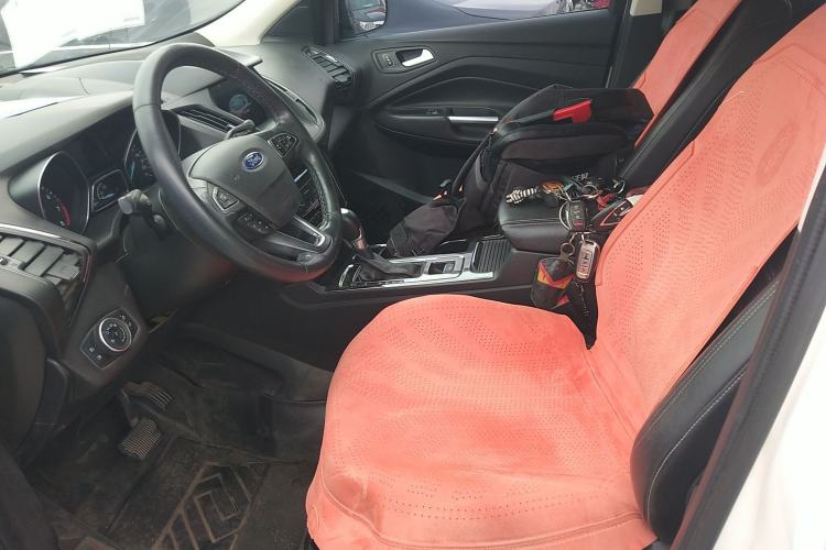 Used Ford Kuga 2017 EcoBoost 180 Two-Wheel-Drive Luxury Wing Edition Left Front Seat