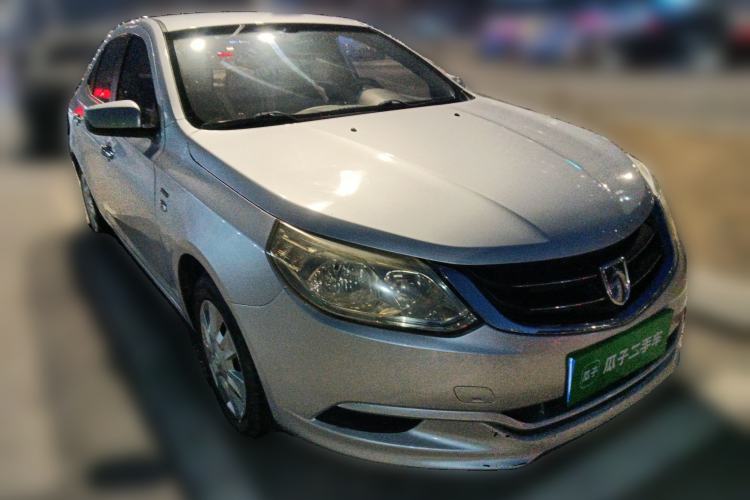 Used Baojun 630 2014 1.5L manual standard version
