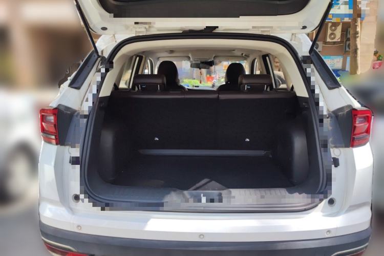 Used CHANGAN CS35PLUS 2018 1.6L Automatic Changlian Edition China V Standard Trunk