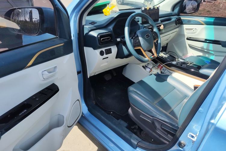 Used SWM Dahu EDi 2023 EDi 1.5L Luxury Model 7 Seats Driver Seat