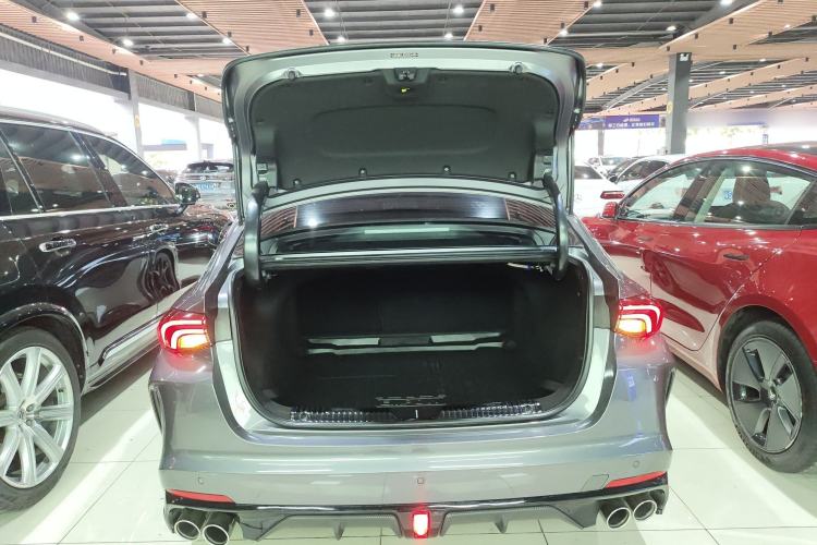 Used GAC Trumpchi EMPOW 2021 270T DCT J16 Version Trunk