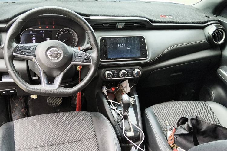 Used Nissan Kicks 2018 1.5L CVT Smart Connect Luxury Edition
