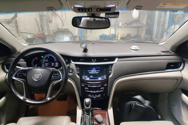 Used Cadillac XTS 2015 28T Comfort Model