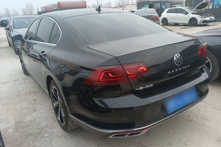 Used Volkswagen Magotan 2023 2 Million Units Limited Edition 330TSI DSG Leading Version