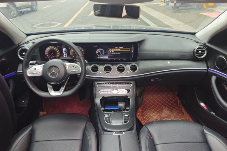 Used Mercedes-Benz E-Class 2019 E 300 L Sporty and Stylish Model
