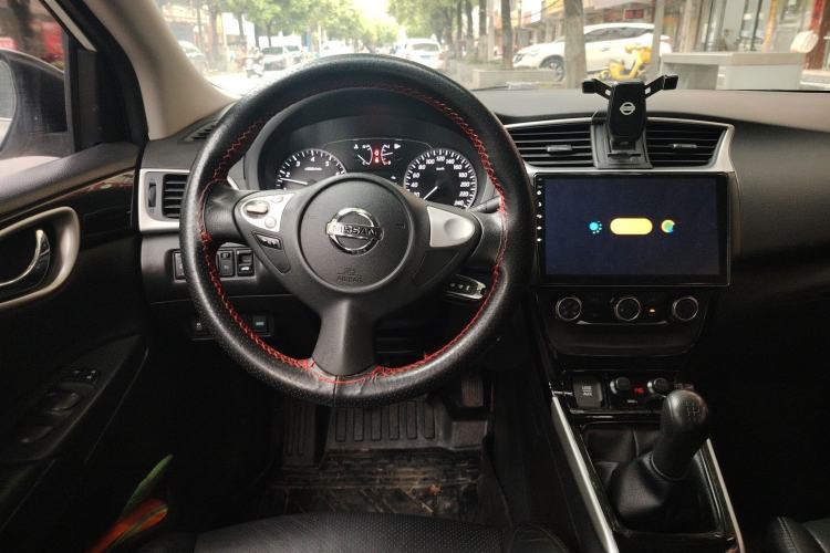 Used Nissan Sylphy 2016 Classic 1.6XL Manual Luxury Edition Steering Wheel