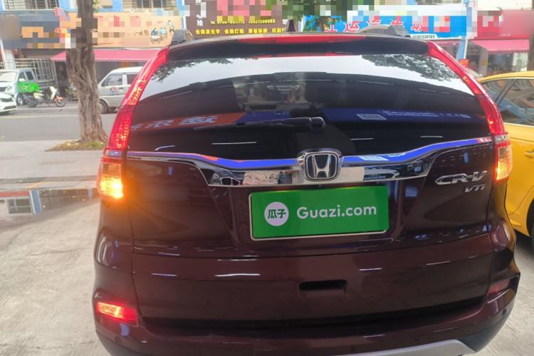 Used Honda CR-V 2015 2.4L two-wheel drive luxury version Rear