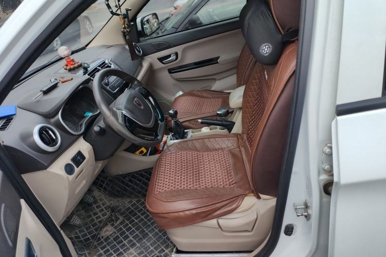 Used Jinbei 750 2015 1.5L Comfort Model
