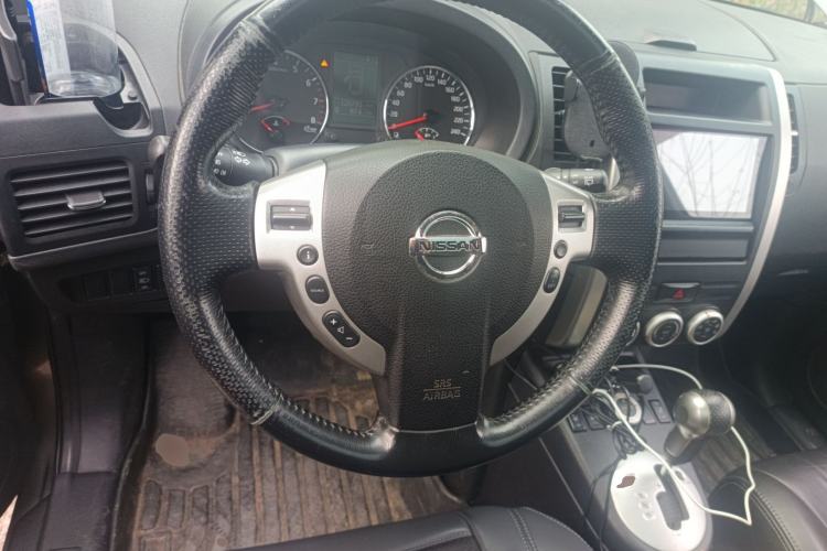 Used Nissan X-Trail 2012 2.5L CVT Flagship Edition 4WD
