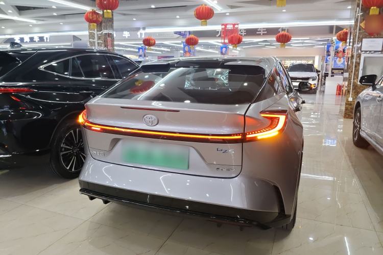 Used Toyota bZ5 2025 Model 550 PRO