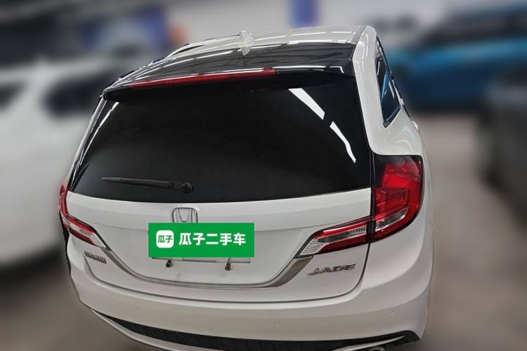 Used Honda Jade 2017 1.8L automatic Comfort version 5 seats