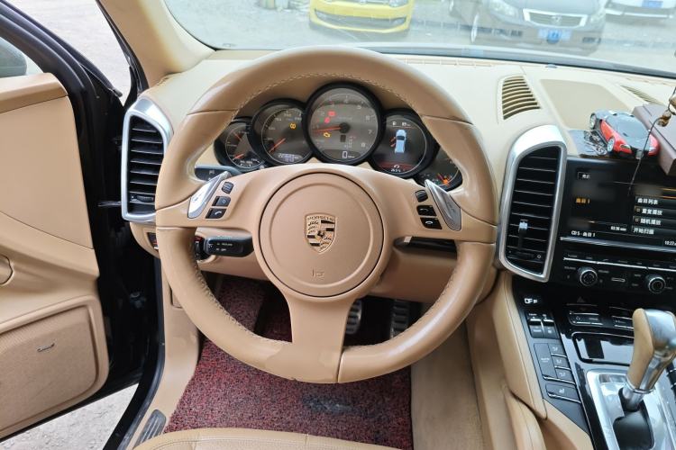 Used Porsche Cayenne 2011 Cayenne S Hybrid 3.0T Steering Wheel