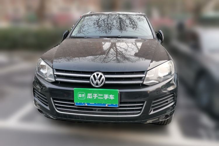Used Volkswagen Touareg 2011 3.0 TSI Standard Version Front