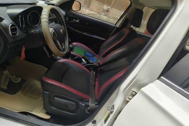 Used HYOSOW S3 2014 1.5L Comfort Version China IV Emission Standard