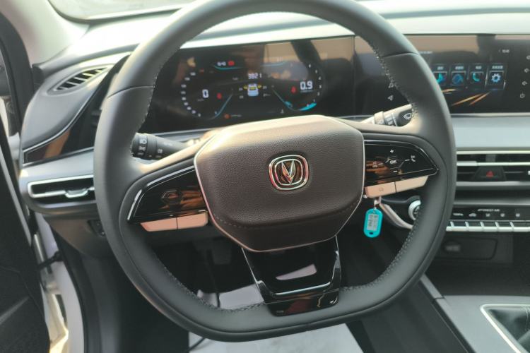 Used CHANGAN Eado 2025 PLUS 1.5L Manual Luxury Edition