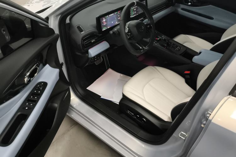 Used GAC Trumpchi EMPOW 2023 Shadow Leopard H Smart Hybrid Edition
