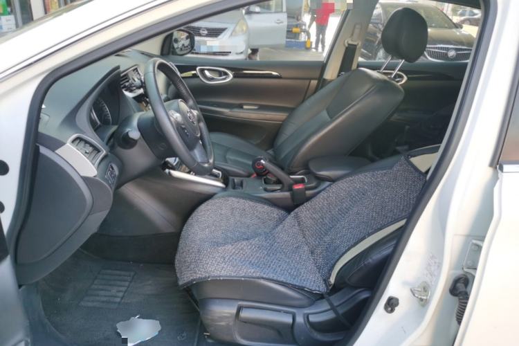 Used Nissan Sylphy 2018 1.6XV CVT Deluxe Edition Left Front Seat