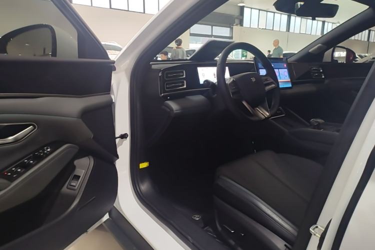 Used BYD Qin L 2024 DM-i 120KM Leading Model
