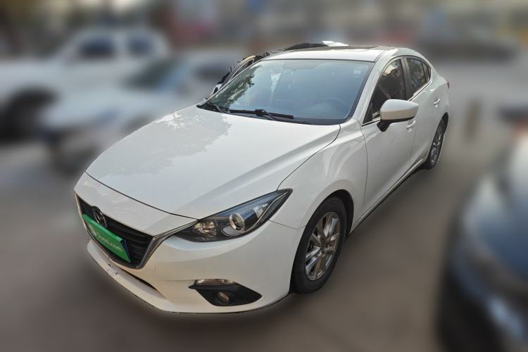 Used Mazda 3 Axela 2014 Sedan 1.5L Automatic Luxury Model