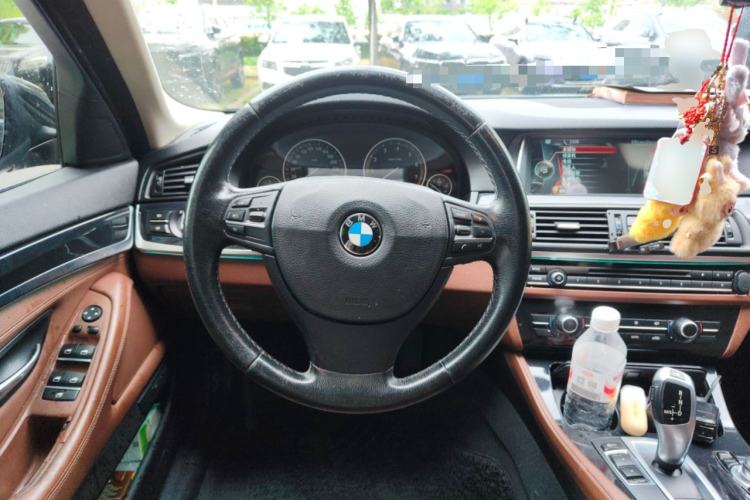 Used BMW 5 Series 2014 520Li Elegant Model Steering Wheel