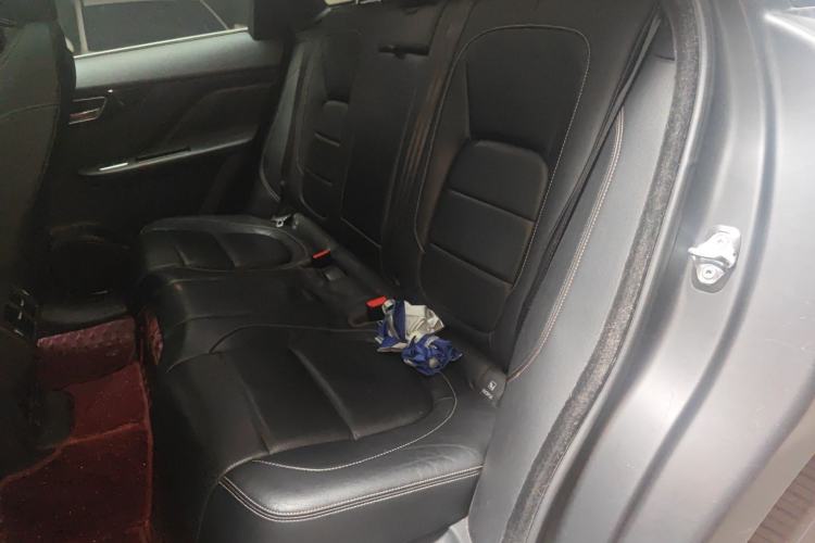 Used Jaguar F-PACE 2016 3.0 SC Four-Wheel Drive R-Sport Sport Edition Left Rear Seat