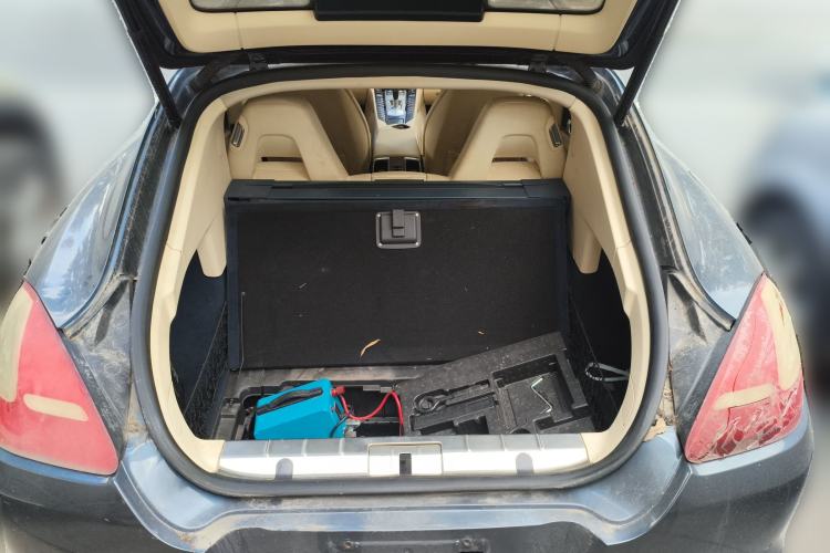 Used Porsche Panamera 2010 Panamera 4S 4.8L
