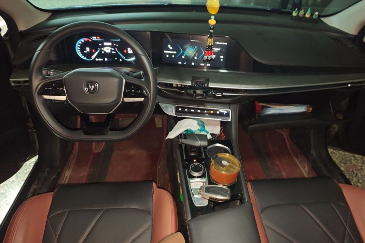 Used Changan Eado 2023 Changan Edition PLUS Blue Whale NE 1.4T GDI DCT Prestige Version
